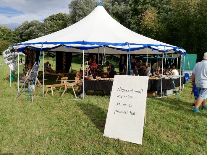 Die Grünholzwerkstatt im Sommerhofenpark in Sindelfingen zum Kinder Spiel Festival
